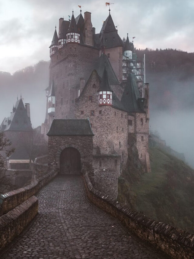 Top 10 Scariest Haunted Castles in Europe